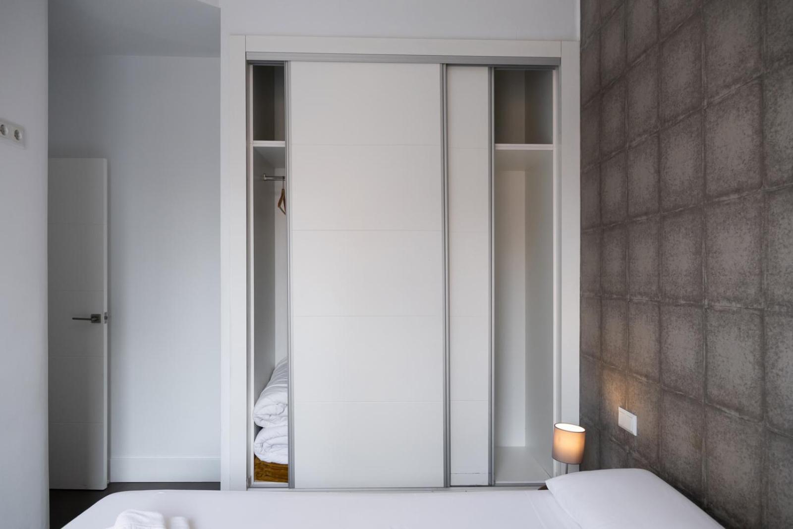 Mercado Central Suites Валенсия Екстериор снимка